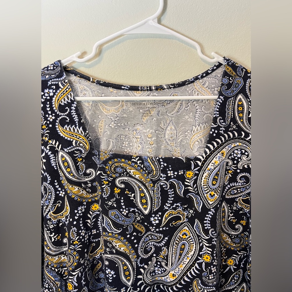 Jessica London Plus Size Stretch Square Neck Short Sleeve Tee! Size 22/24. - Picture 3 of 13